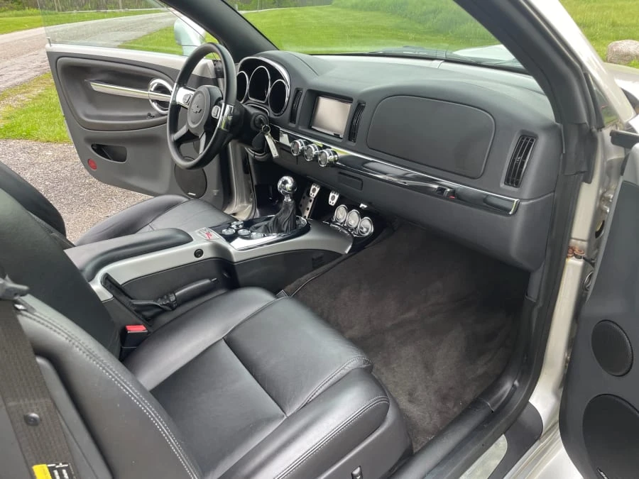 2005 Chevrolet SSR - Image 10 of 12