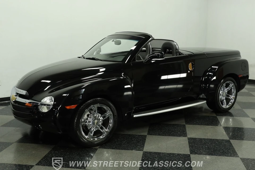 2005 Chevrolet SSR - Image 7 of 12