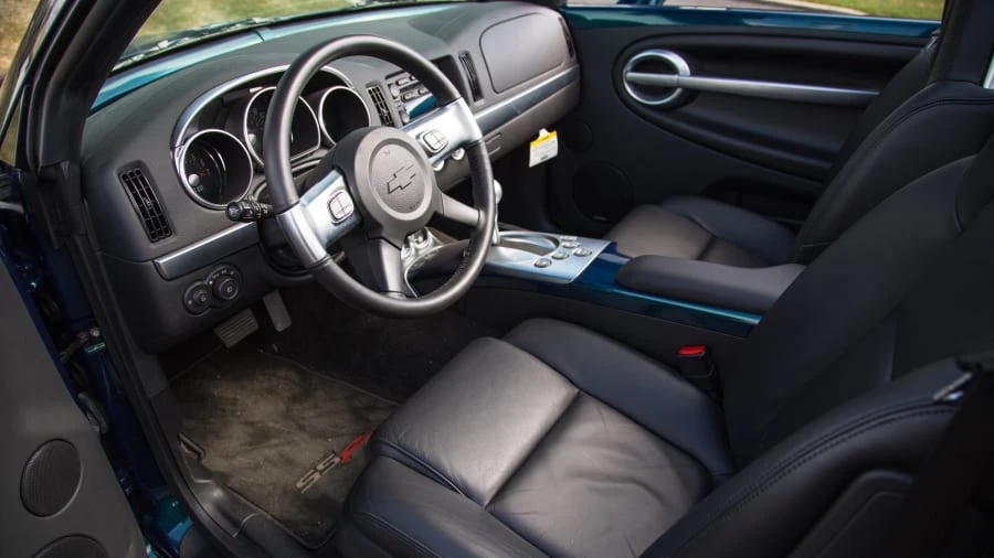 2005 Chevrolet SSR - Image 4 of 20