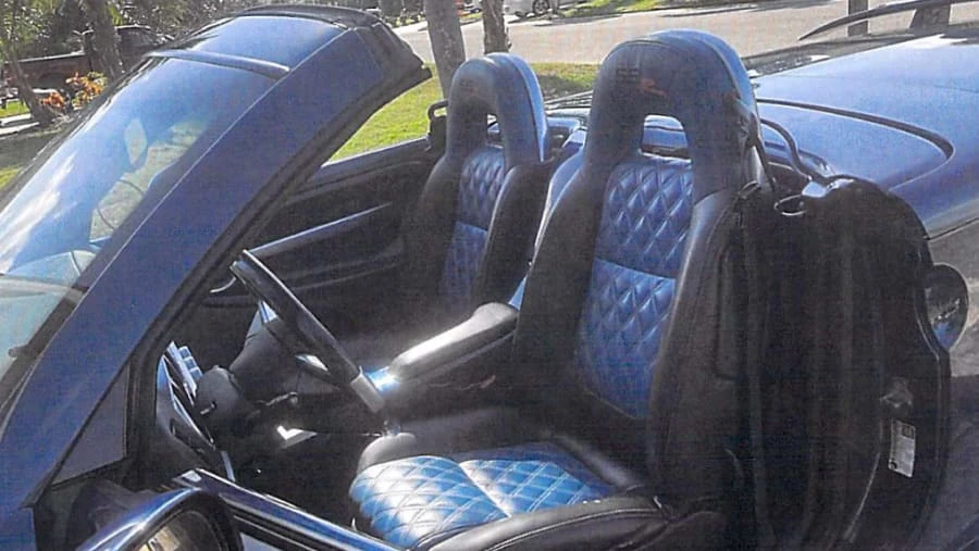 2005 Chevrolet SSR - Image 4 of 11