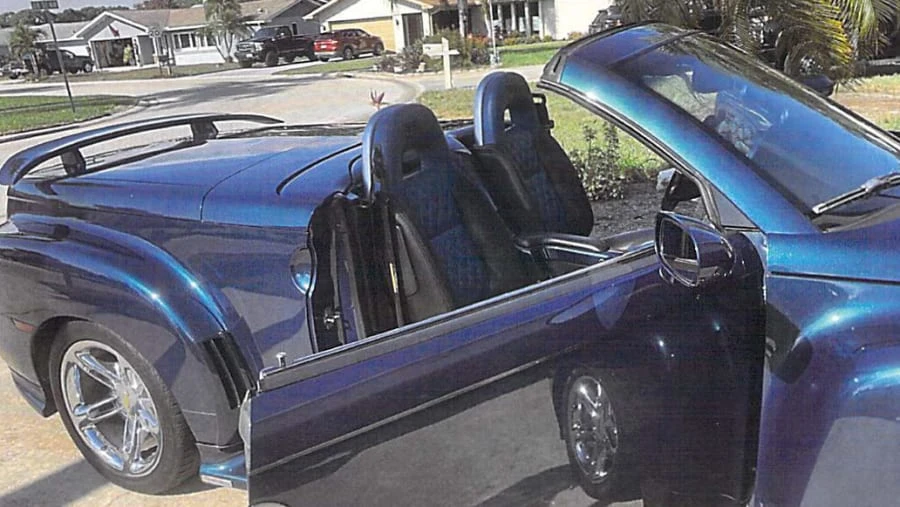2005 Chevrolet SSR - Image 6 of 11