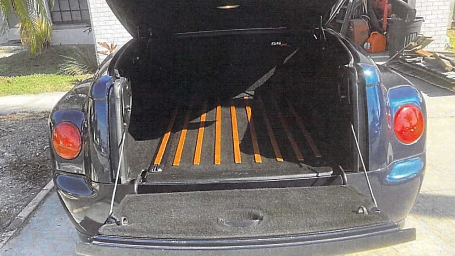 2005 Chevrolet SSR - Image 11 of 11