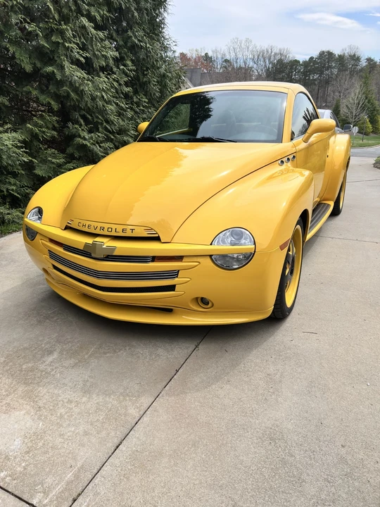 2005 Chevrolet SSR - Image 21 of 31