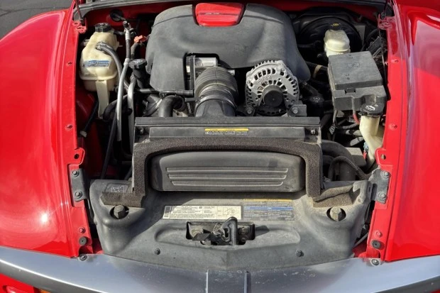 2005 Chevrolet SSR - Image 6 of 7