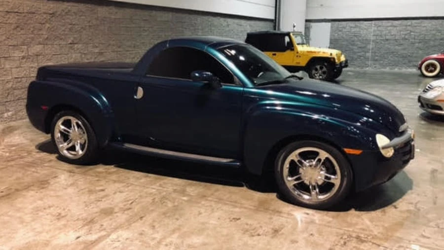 2005 Chevrolet SSR - Image 13 of 13