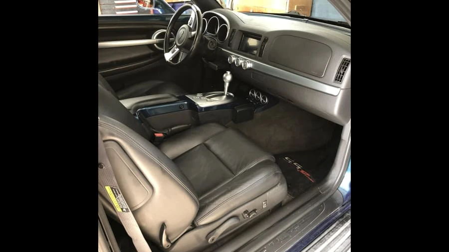 2005 Chevrolet SSR - Image 6 of 12