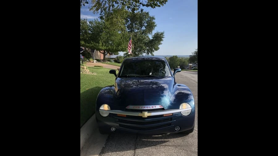 2005 Chevrolet SSR - Image 12 of 12