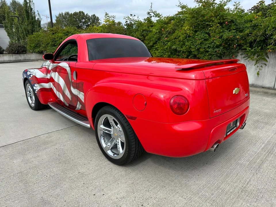 2005 Chevrolet SSR - Image 21 of 31