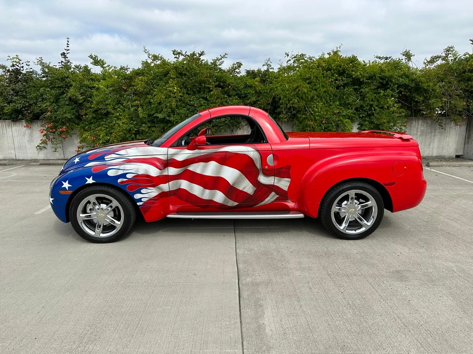 2005 Chevrolet SSR - Image 20 of 31