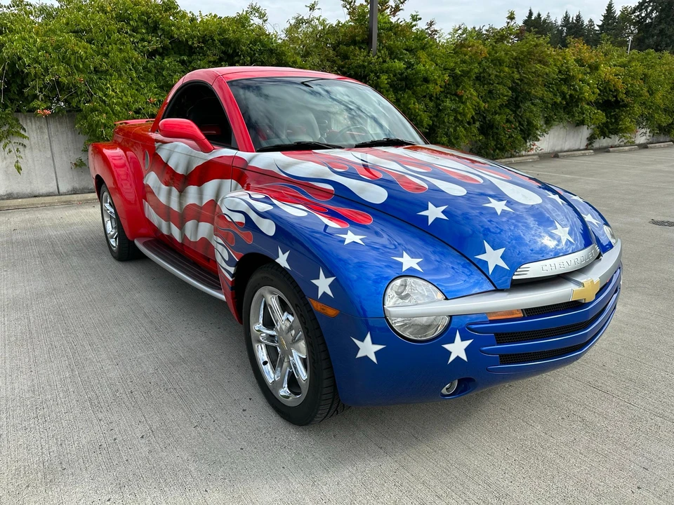 2005 Chevrolet SSR - Image 25 of 31