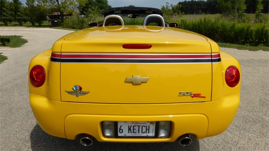 2005 Chevrolet SSR - Image 6 of 8