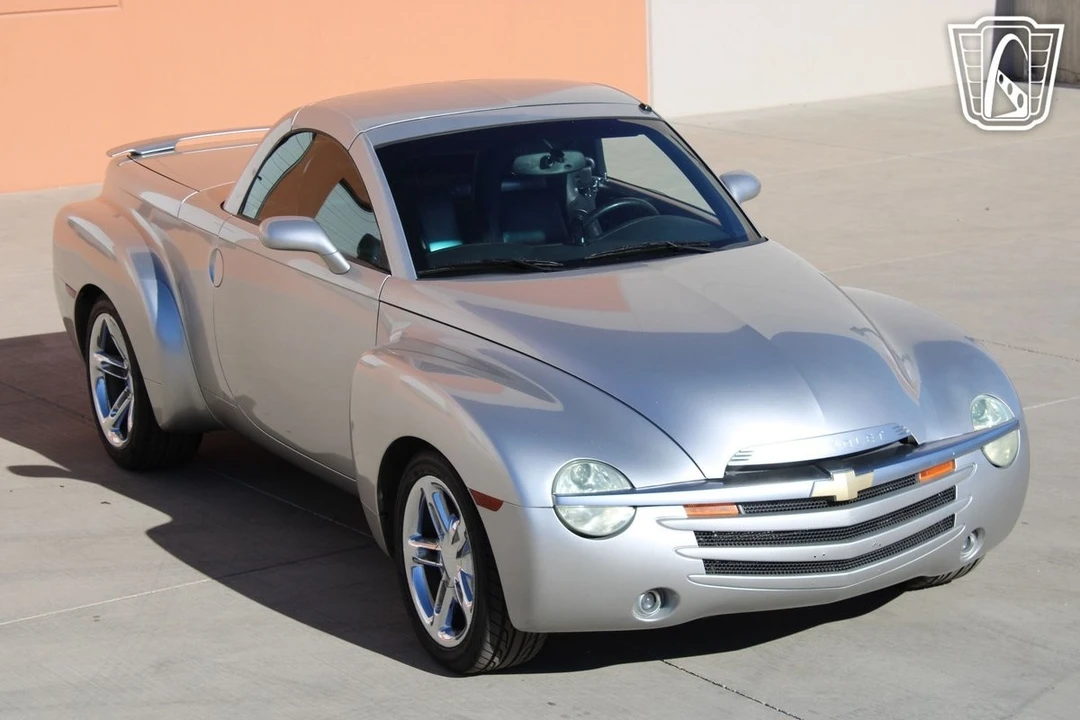 2005 Chevrolet SSR - Image 20 of 21