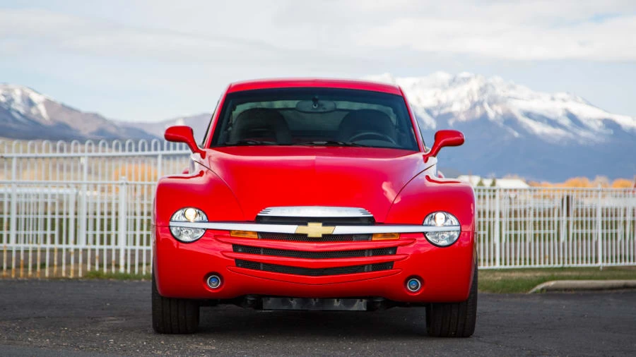 2005 Chevrolet SSR - Image 10 of 19