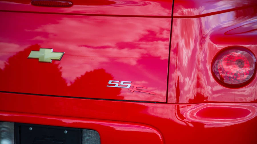 2005 Chevrolet SSR - Image 13 of 19