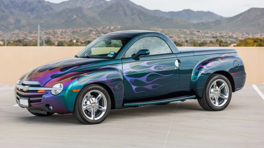 2005 Chevrolet SSR - Image 4 of 31