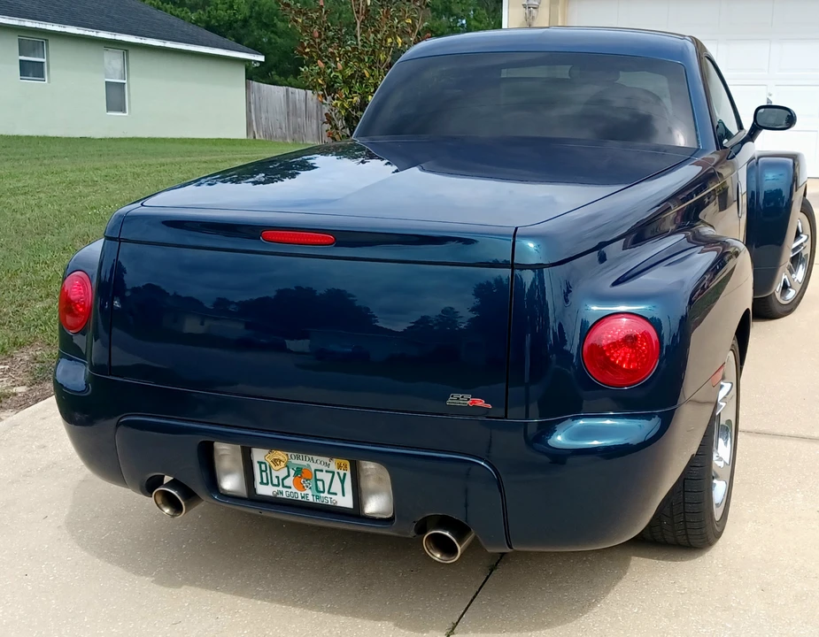 2005 Chevrolet SSR - Image 7 of 21