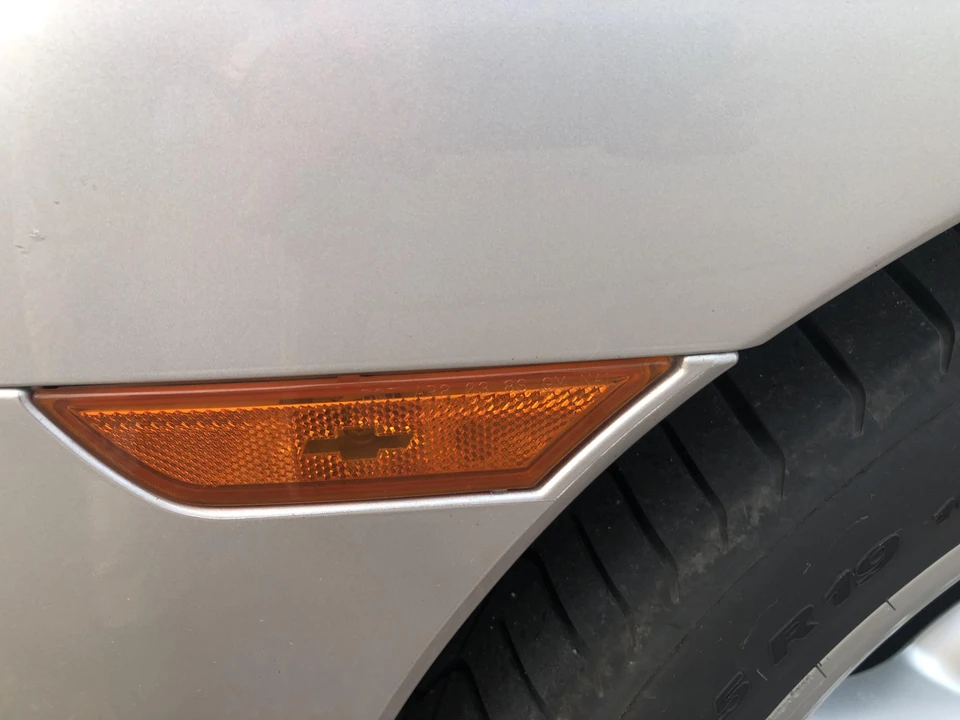 2005 Chevrolet SSR - Image 18 of 29