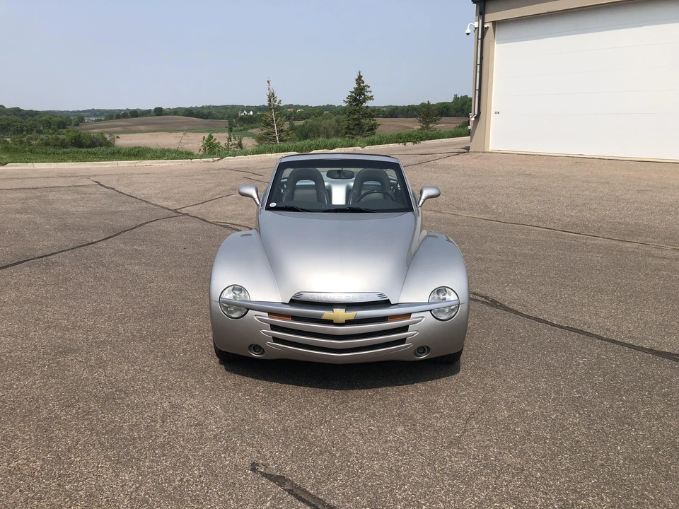 2005 Chevrolet SSR - Image 6 of 29