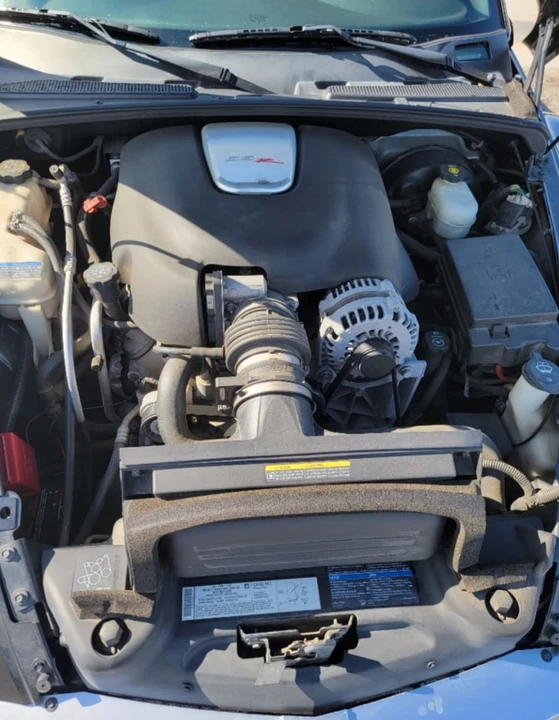 2005 Chevrolet SSR - Image 12 of 13