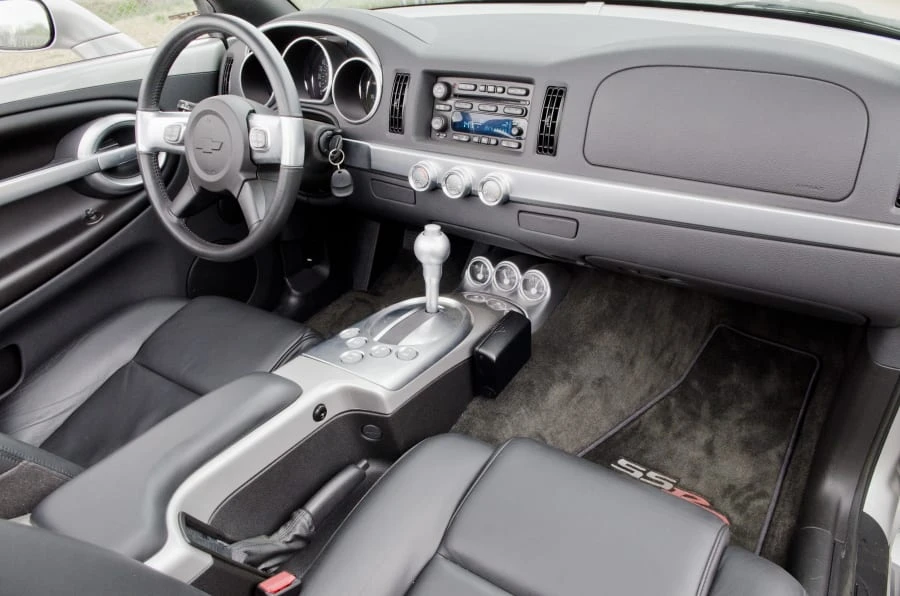 2005 Chevrolet SSR - Image 4 of 10