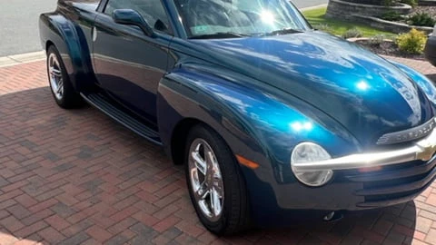 2005 Chevrolet SSR - Image 5 of 7