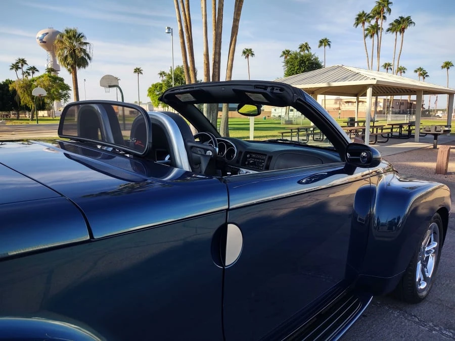 2005 Chevrolet SSR - Image 7 of 13