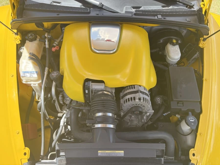 2005 Chevrolet SSR - Image 14 of 15