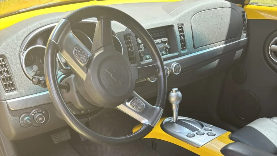 2005 Chevrolet SSR - Image 6 of 15