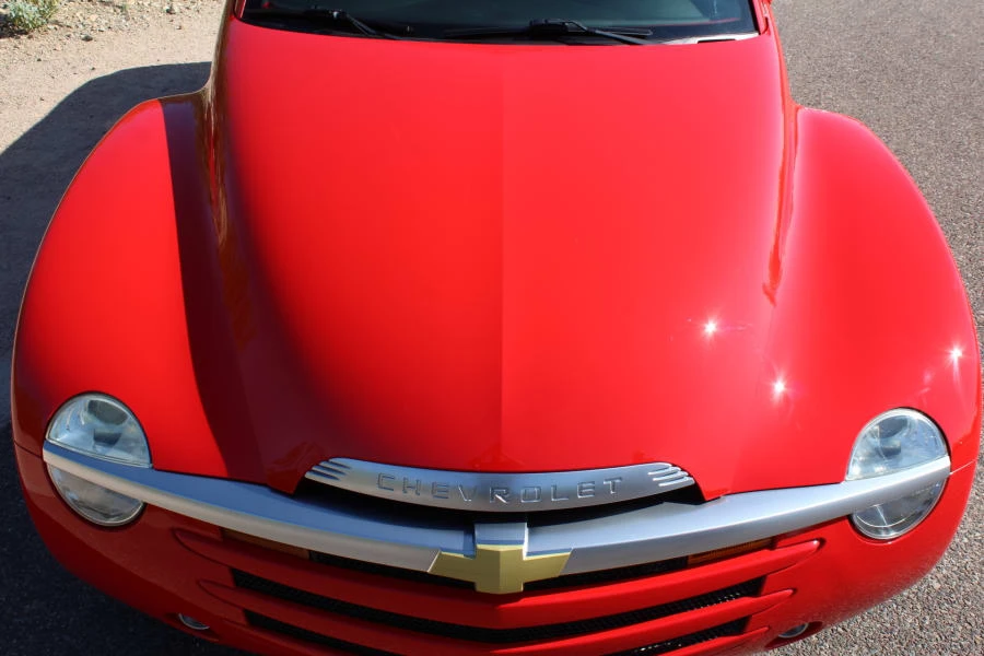 2005 Chevrolet SSR - Image 9 of 12
