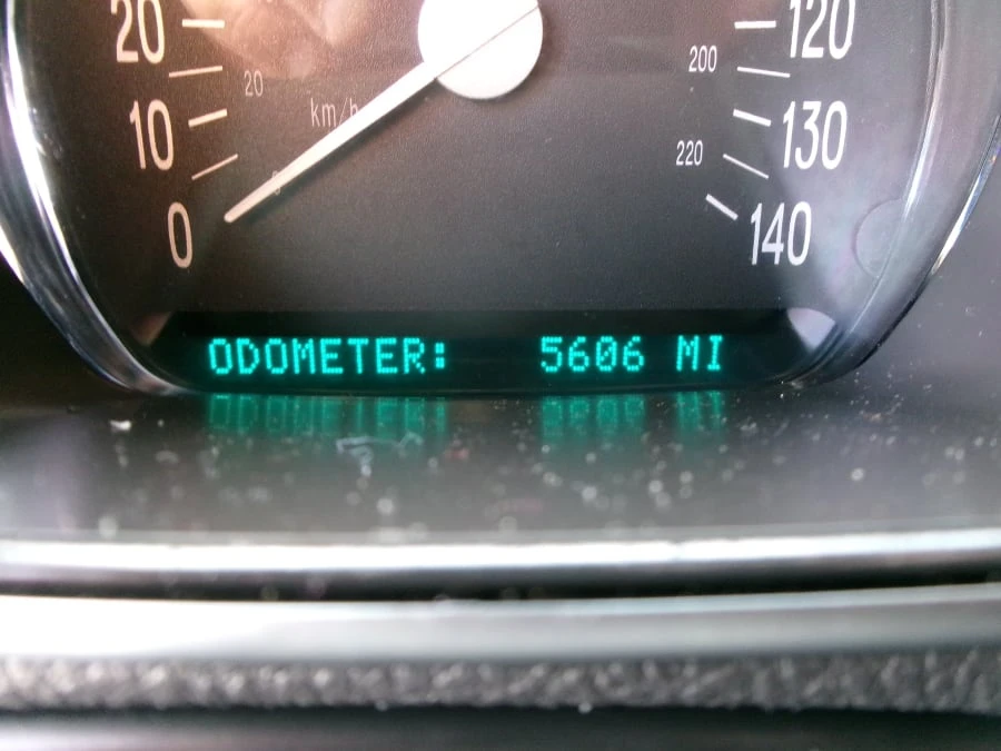 2005 Chevrolet SSR - Image 8 of 15