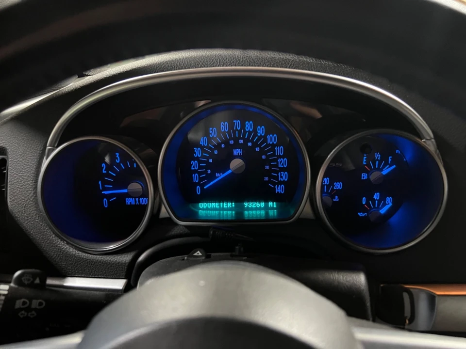 2005 Chevrolet SSR - Image 13 of 16