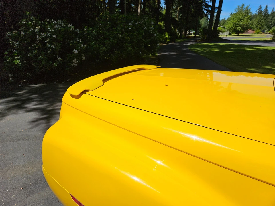 2005 Chevrolet SSR - Image 14 of 31