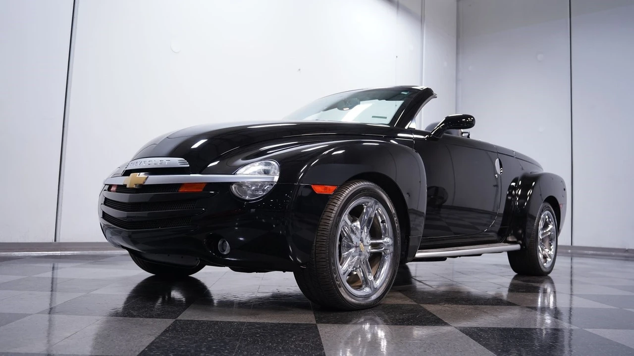 2005 Chevrolet SSR - Image 21 of 21