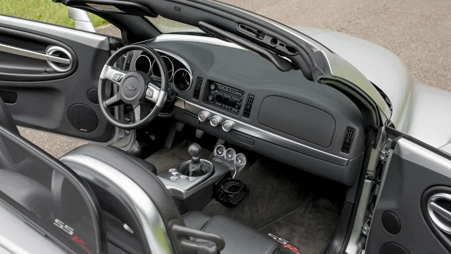 2005 Chevrolet SSR - Image 5 of 12