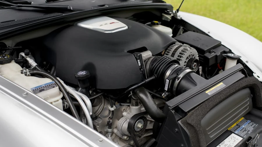2005 Chevrolet SSR - Image 6 of 12