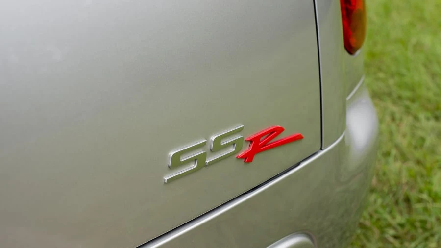 2005 Chevrolet SSR - Image 8 of 12