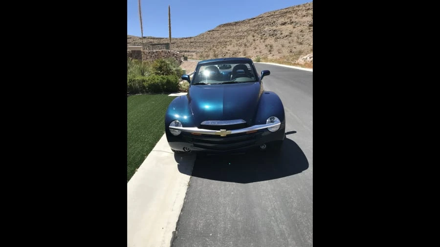 2005 Chevrolet SSR - Image 8 of 10