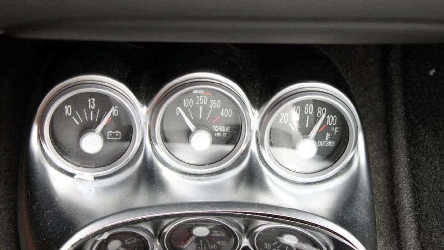 2005 Chevrolet SSR - Image 5 of 8