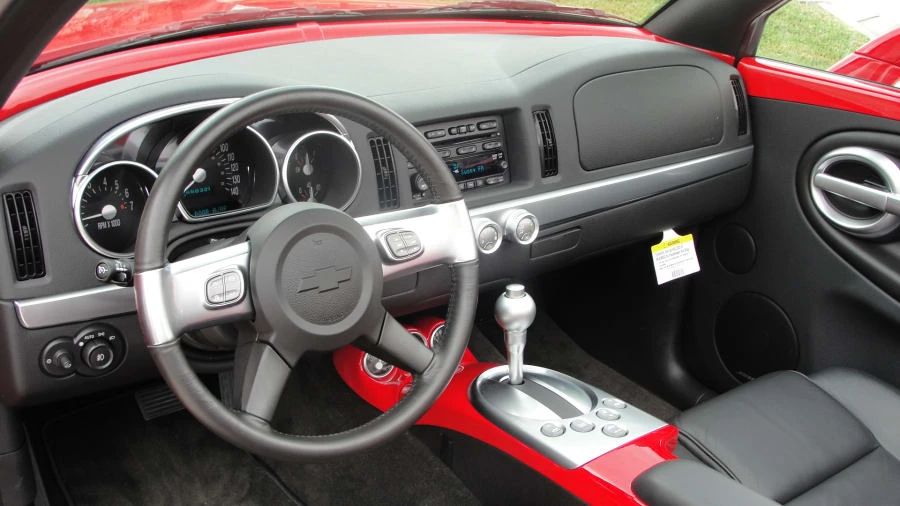 2005 Chevrolet SSR - Image 4 of 7