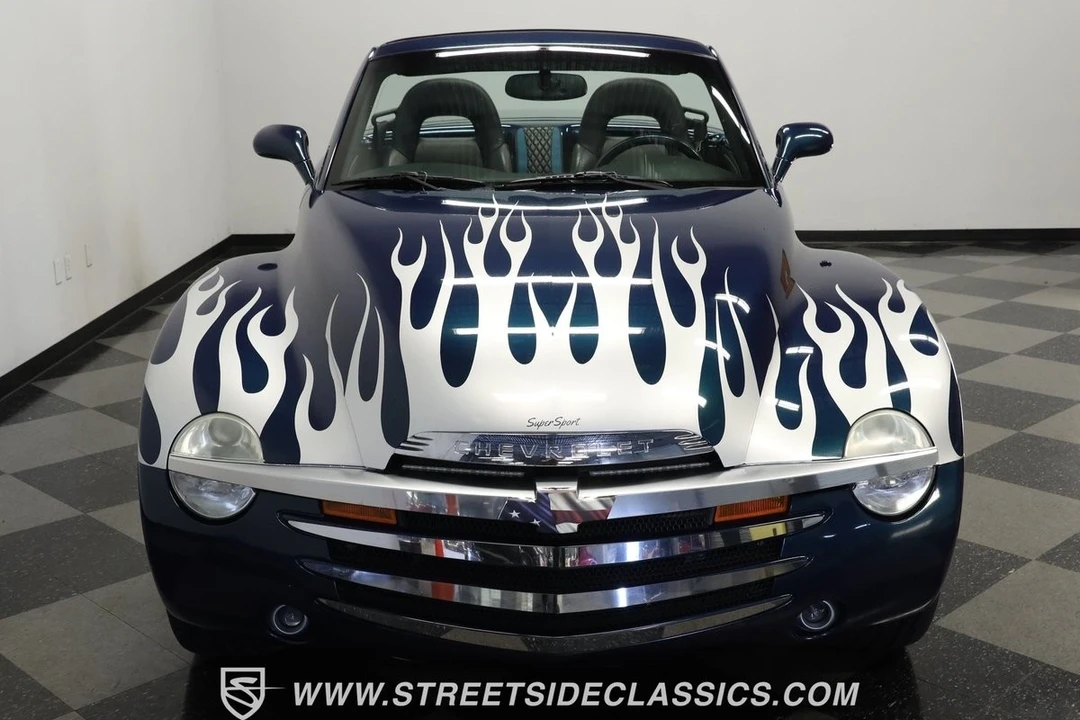 2005 Chevrolet SSR - Image 16 of 21