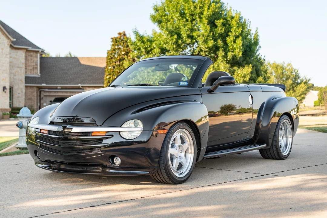 2005 Chevrolet SSR - Image 7 of 31