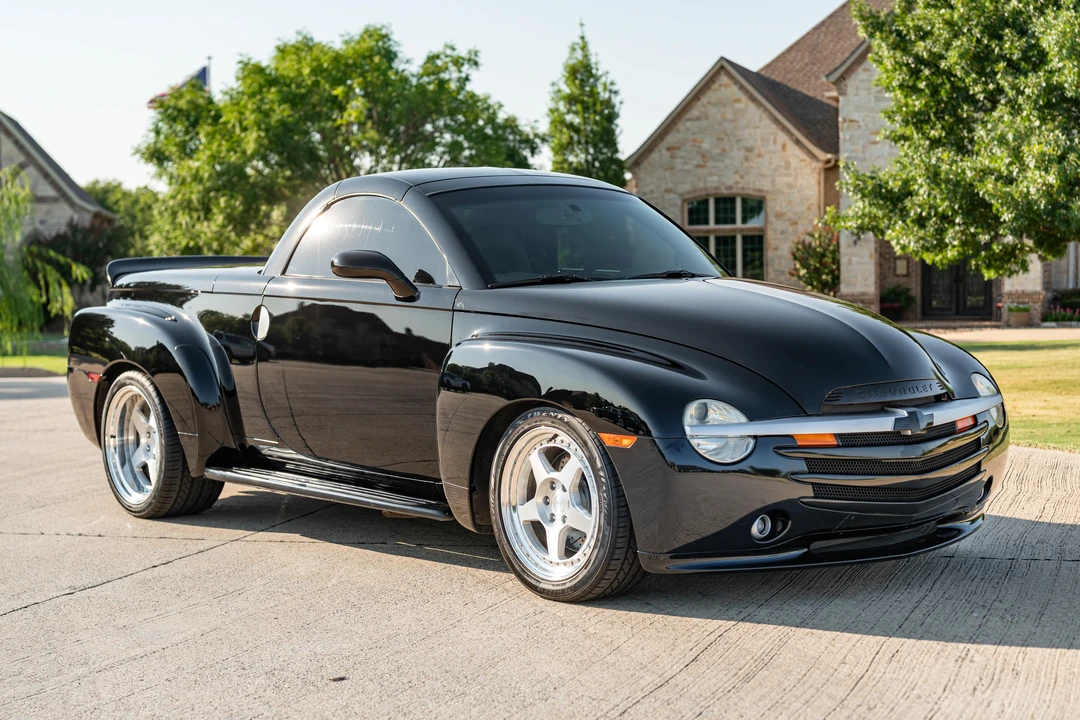 2005 Chevrolet SSR - Image 16 of 31