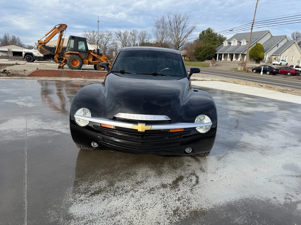 2005 Chevrolet SSR - Image 5 of 15