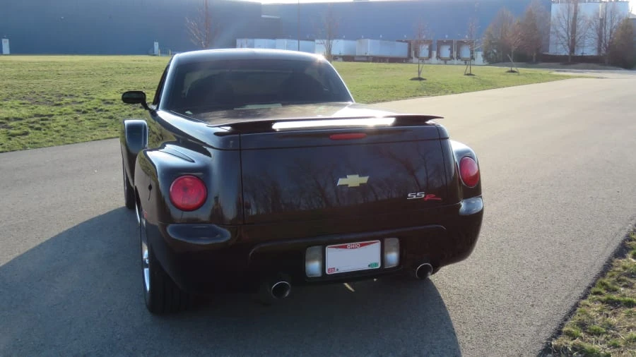 2005 Chevrolet SSR - Image 3 of 19