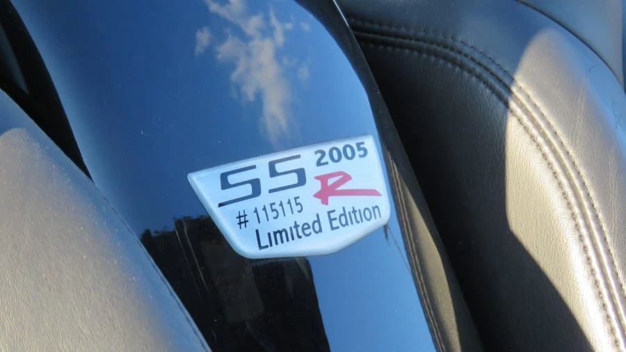 2005 Chevrolet SSR - Image 16 of 19