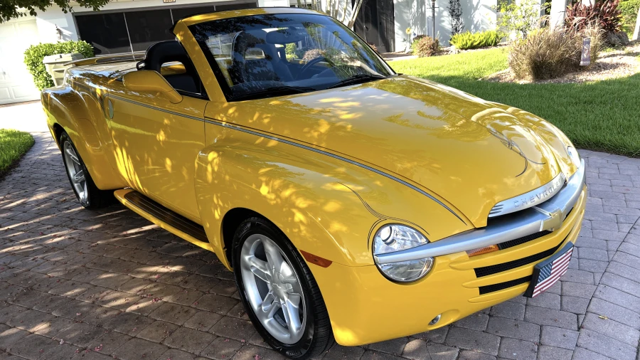 2005 Chevrolet SSR - Image 6 of 14