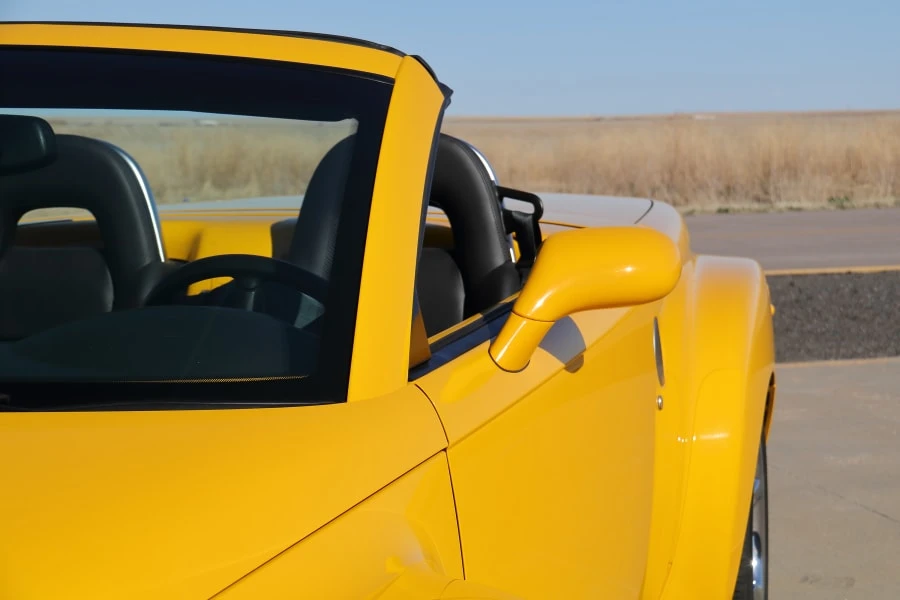 2005 Chevrolet SSR - Image 11 of 31