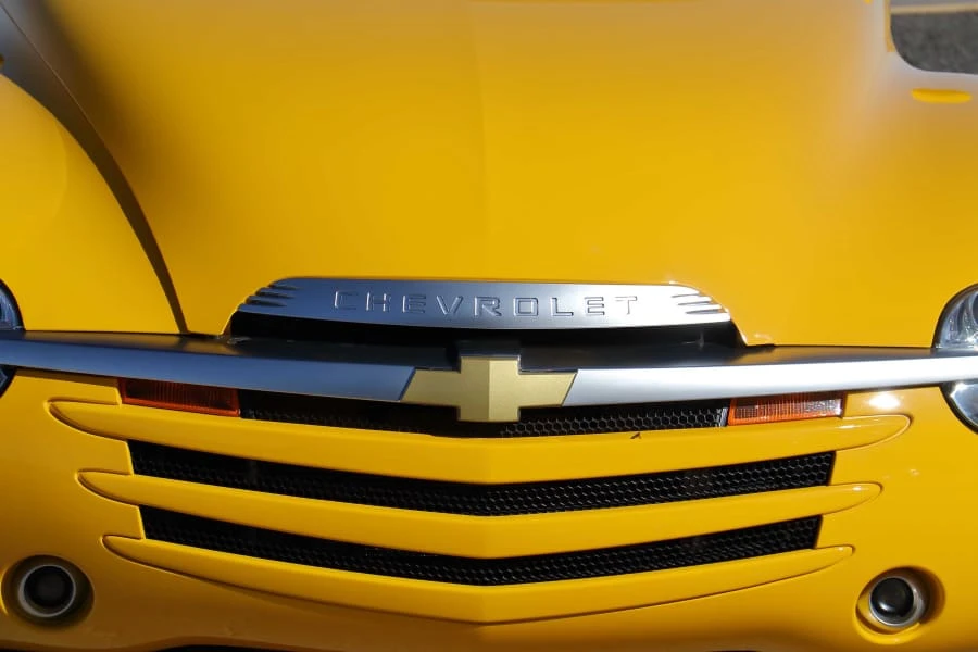 2005 Chevrolet SSR - Image 7 of 31