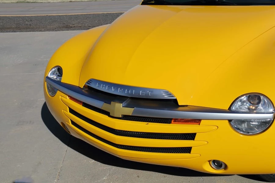 2005 Chevrolet SSR - Image 8 of 31