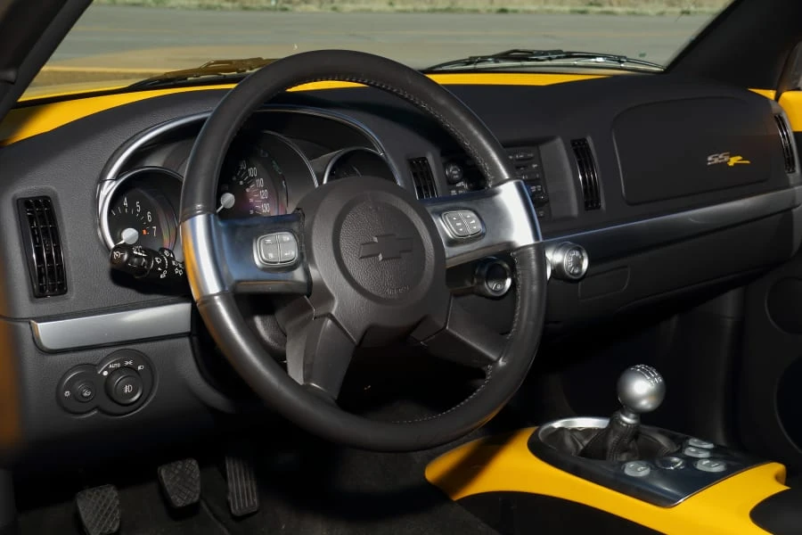 2005 Chevrolet SSR - Image 22 of 31